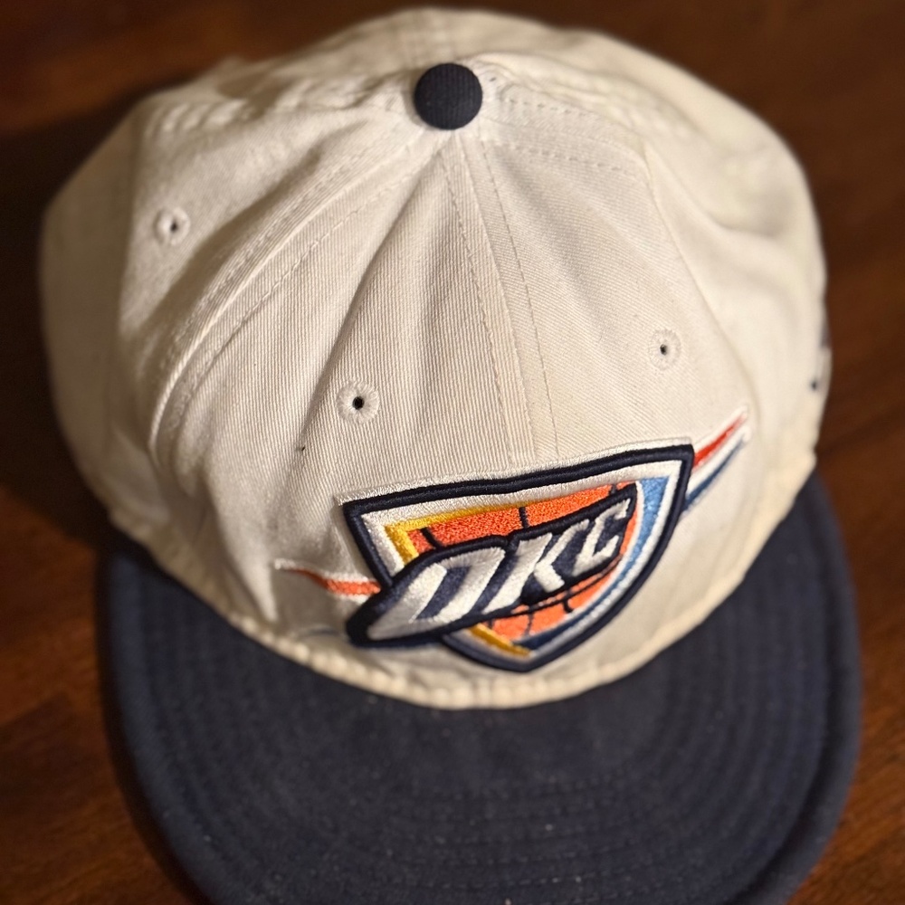 Thunder Hat - image 1